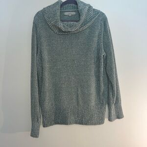 Women’s cowl neck Loft sweater, XL, light green